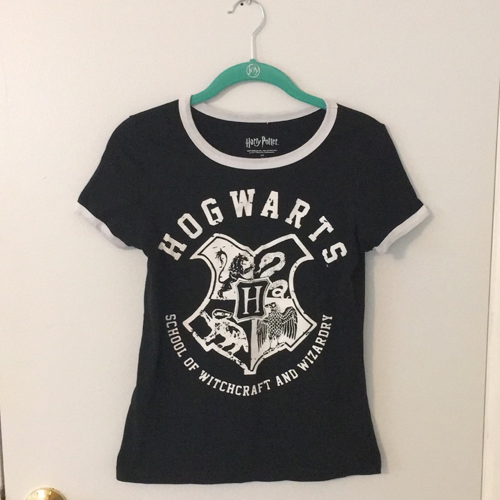 Hogwarts Graphic Tee